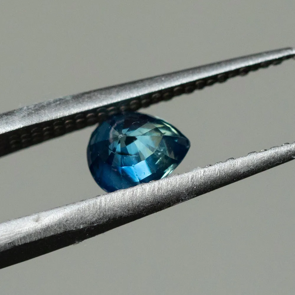 1.13CT MADAGASCAR PEAR SAPPHIRE, UNTREATED, TEAL BLUE GREEN, 6.62X5.70X3.90MM