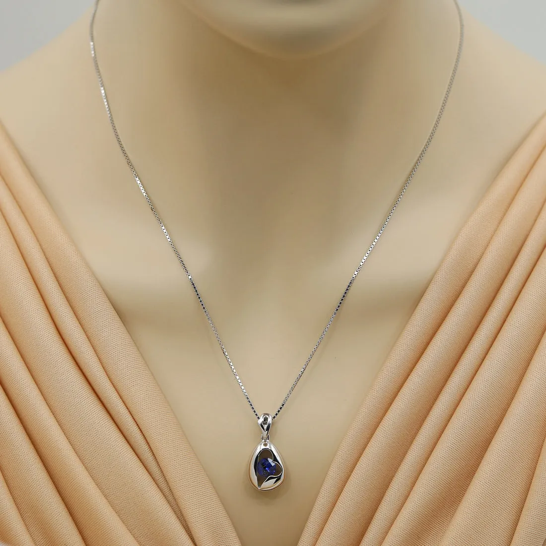 Blue Sapphire Pendant Sterling Silver Round Shape 1 Carat