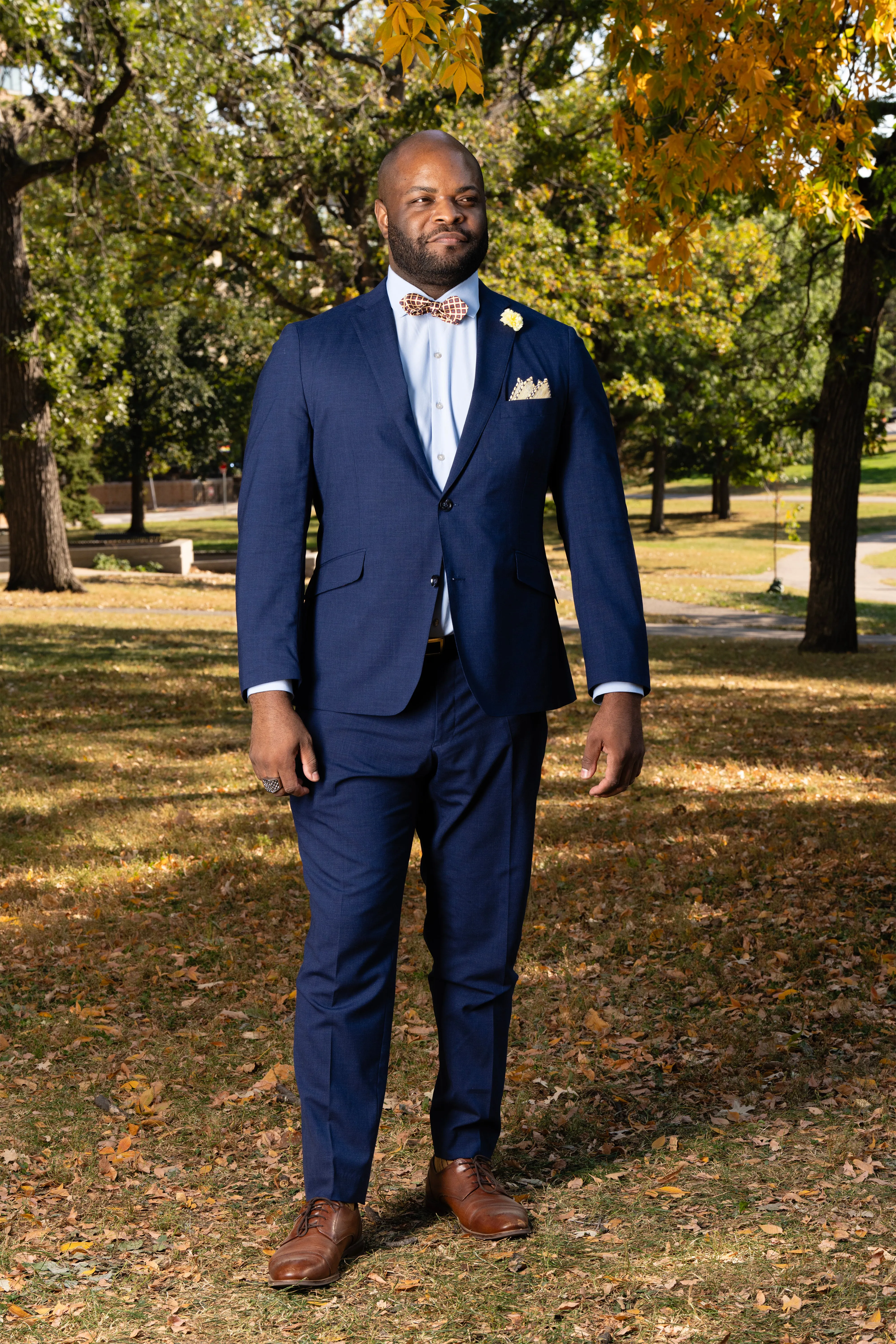 Buff Micropattern Madder Silk Bow Tie