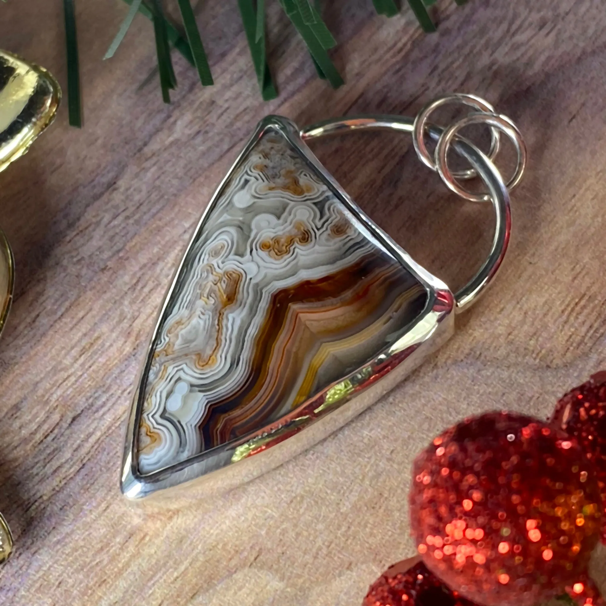 Laguna Lace Agate Pendant