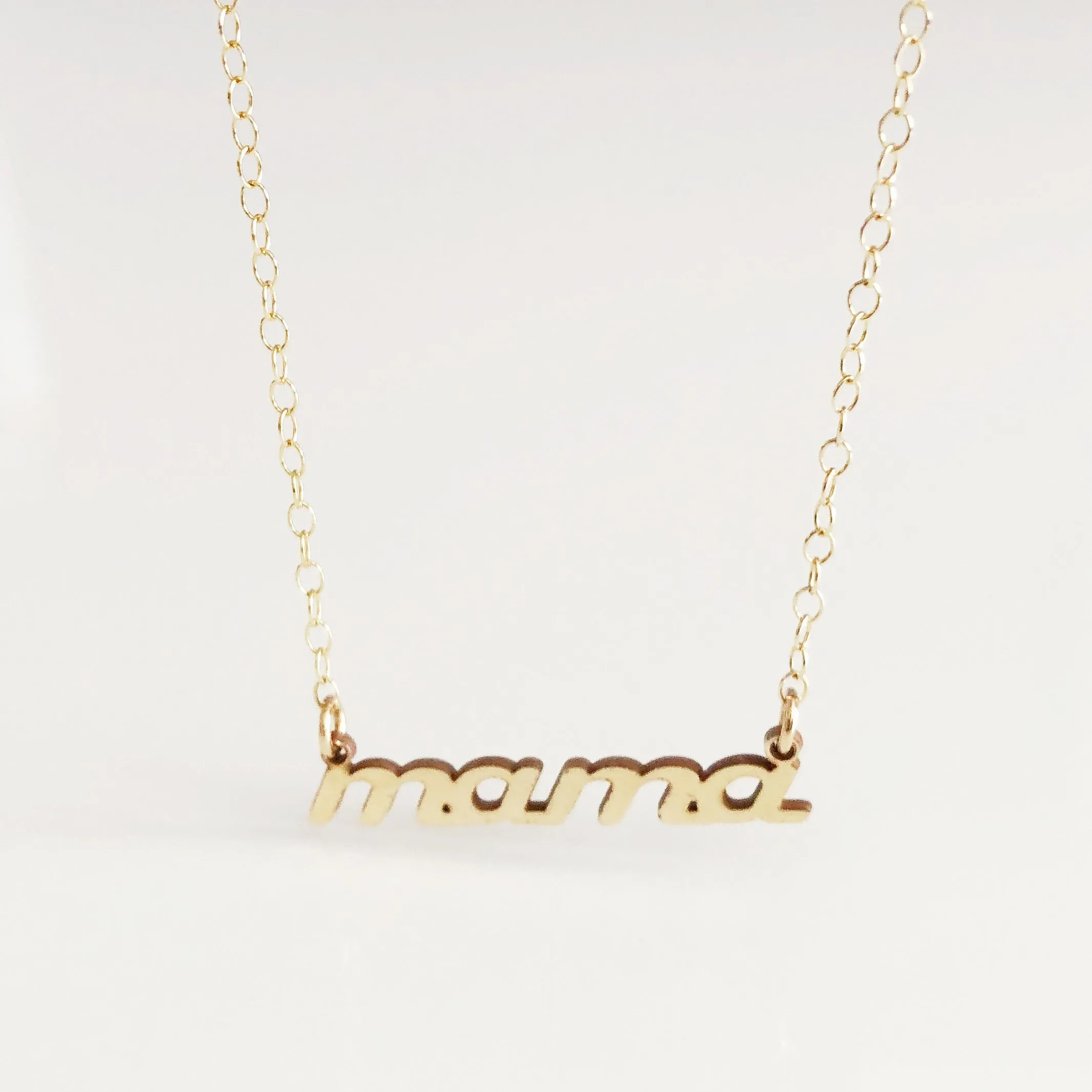 MAMA pendant necklace (N280)