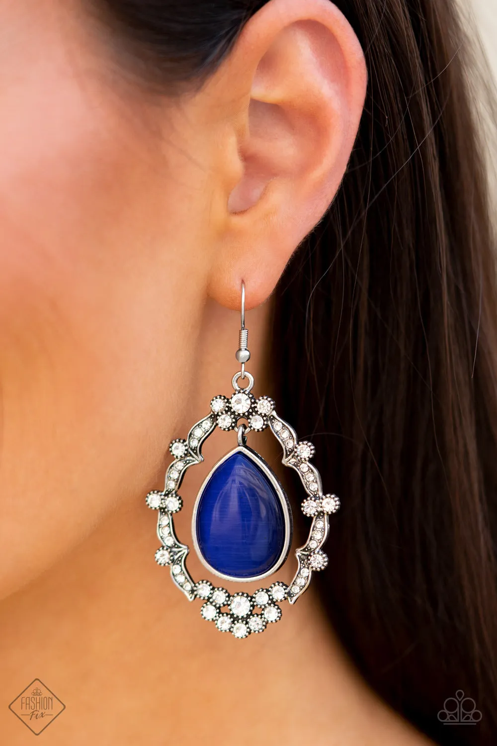 Paparazzi Earring Icy Eden Blue Cat's Eye Earring