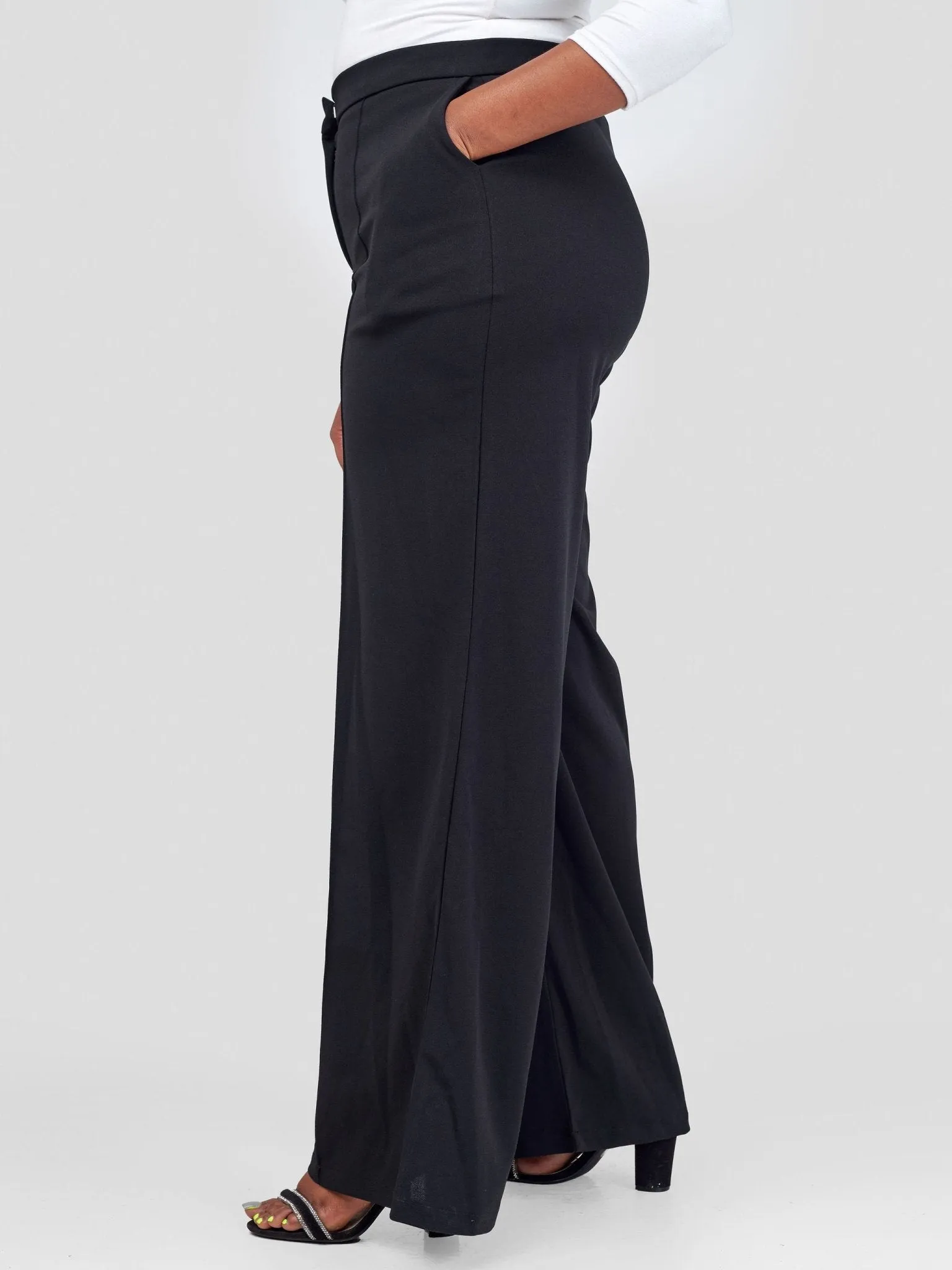 Zia Africa ''Something Retro'' Wide Leg Pants - Black